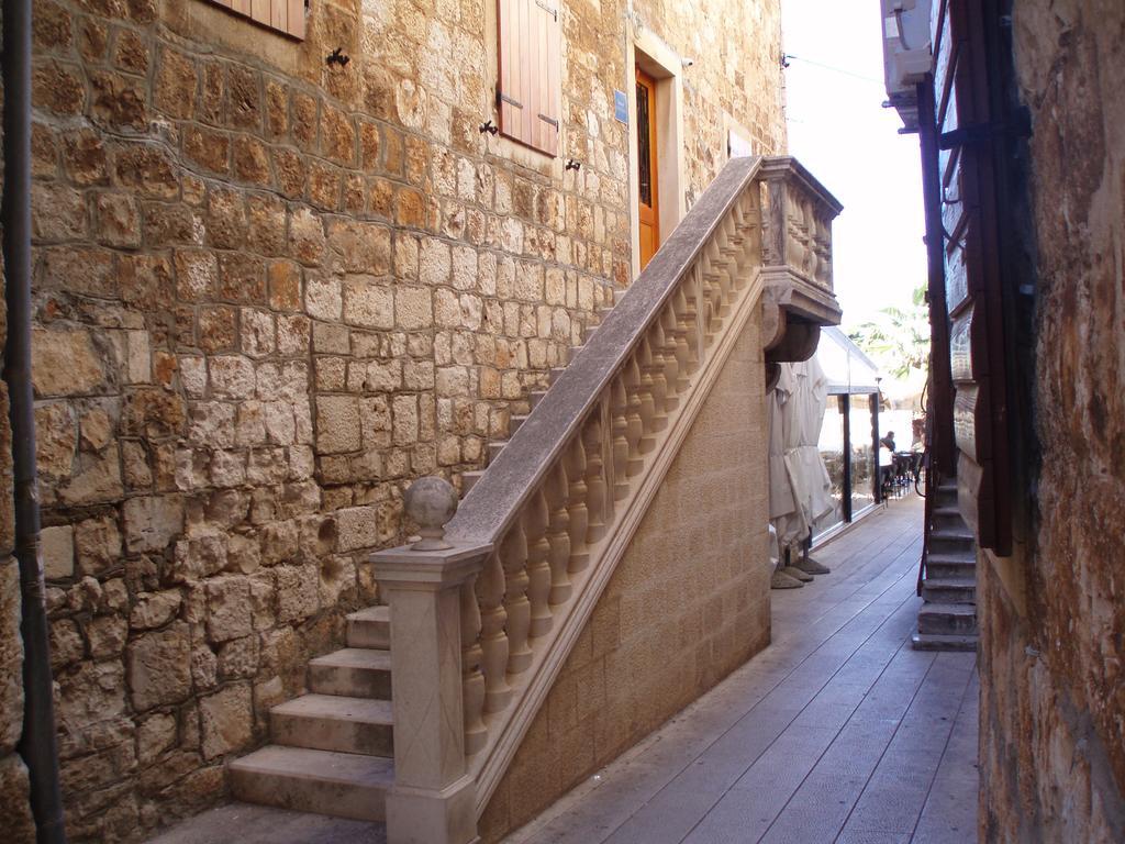 Apartment House Vitaic Supetar Exterior photo